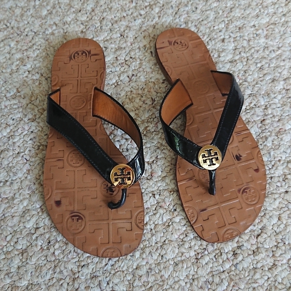 Tory Burch Thora 2 Black Patent Leather Thong Sandals Size 7